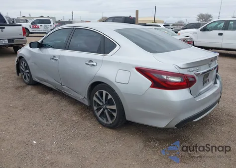 2017 Nissan Altima 2.5 Sr из США, поврежденный, VIN 1N4AL3AP1HN321333